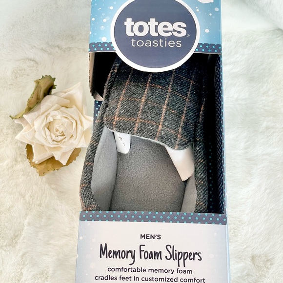 NWT TOTES TOASTIES MENS MEMORY FOAM SLIPPERS MD 8-9 Dk Charcoal w/brown stripes - Picture 3 of 4